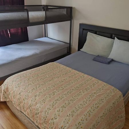 Vancouver Backpacker House - 10 Min Walk To Metrotown Skytrain Station Burnaby Esterno foto