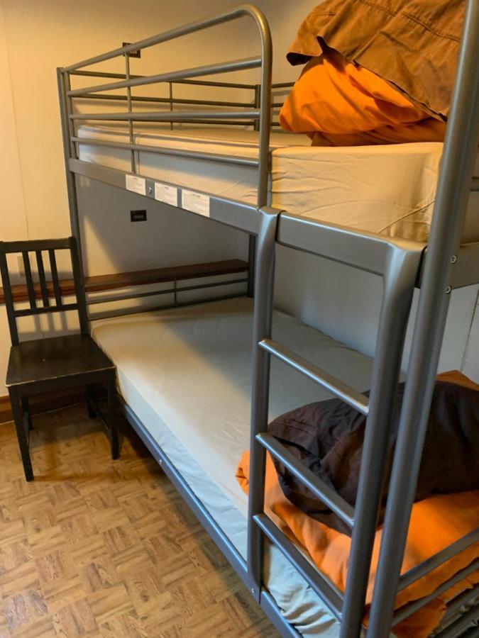 Vancouver Backpacker House - 10 Min Walk To Metrotown Skytrain Station Burnaby Esterno foto