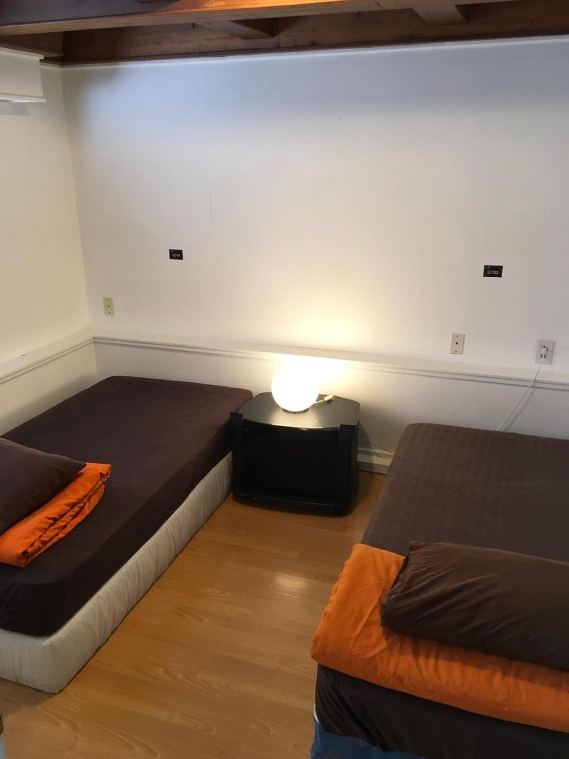 Vancouver Backpacker House - 10 Min Walk To Metrotown Skytrain Station Burnaby Esterno foto