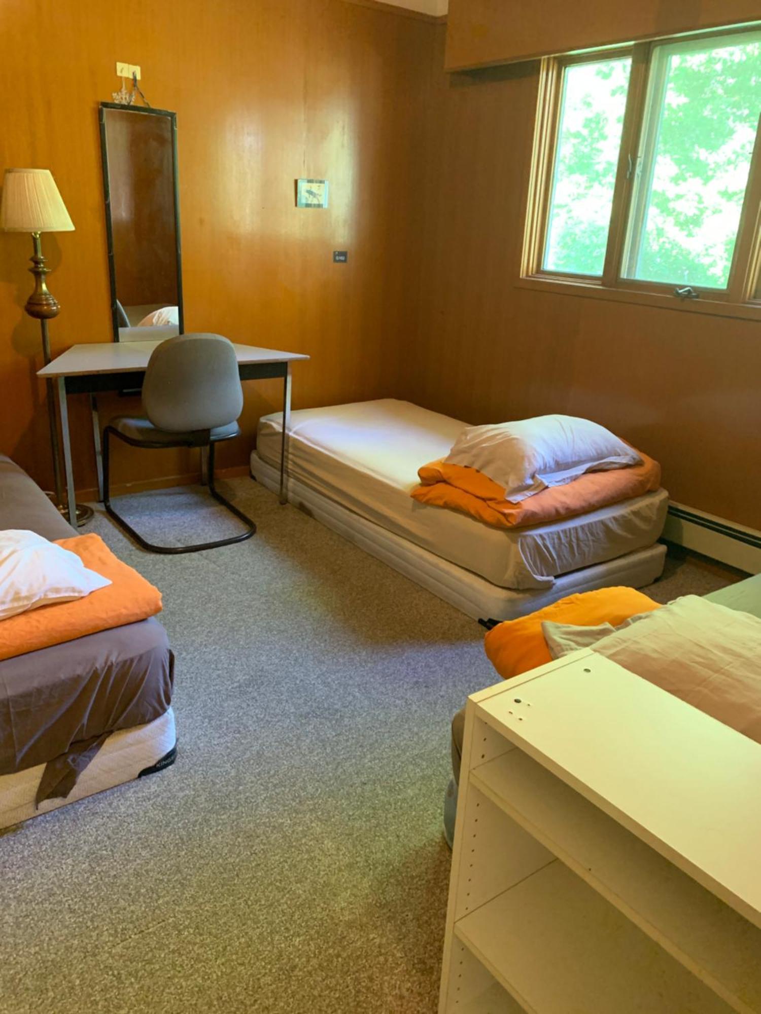 Vancouver Backpacker House - 10 Min Walk To Metrotown Skytrain Station Burnaby Esterno foto