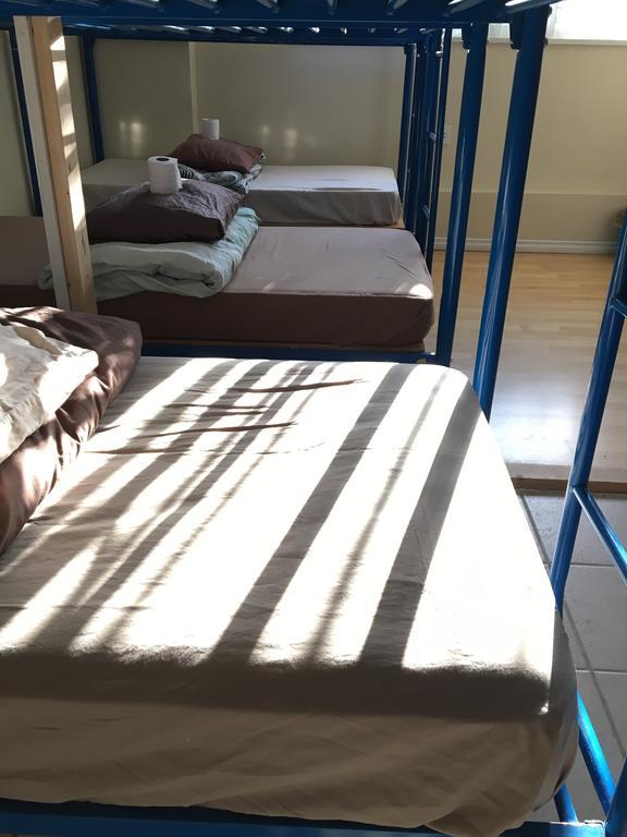 Vancouver Backpacker House - 10 Min Walk To Metrotown Skytrain Station Burnaby Esterno foto