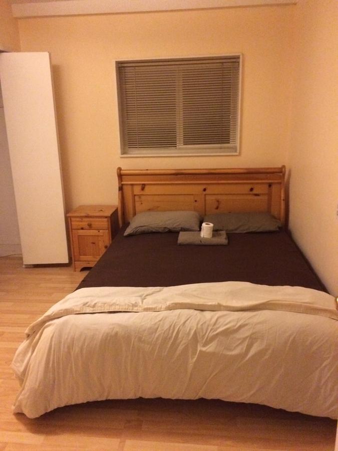 Vancouver Backpacker House - 10 Min Walk To Metrotown Skytrain Station Burnaby Esterno foto